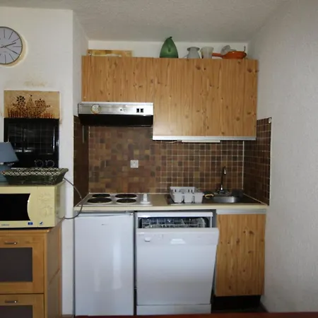 Aux Carroz 4 Pers, Balcon, Proche Commerces Et Pistes - Fr-1-572-254 *
